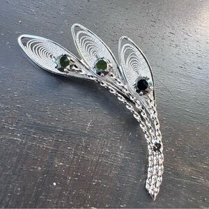 Handmade Elegant Japanese 925 Silver Leaf Black Onyx Brooch Pin.